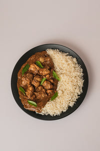 Maa’s Sri Lankan Chicken Curry with Basmati Rice (400g)