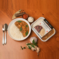 Maa’s Sri Lankan Chicken Curry with Basmati Rice (400g)